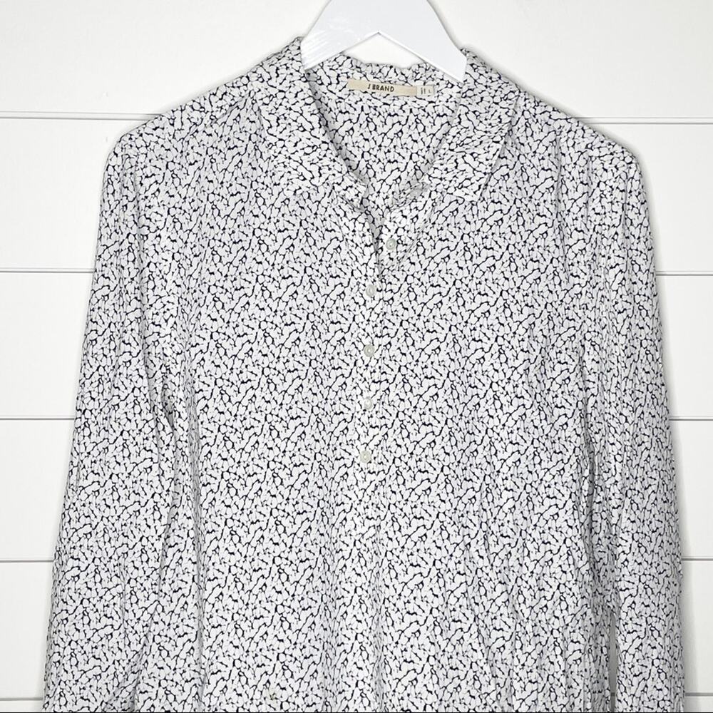 J Brand Printed Popover Collared Blouse Black White Size Large - Picture 2 of 9